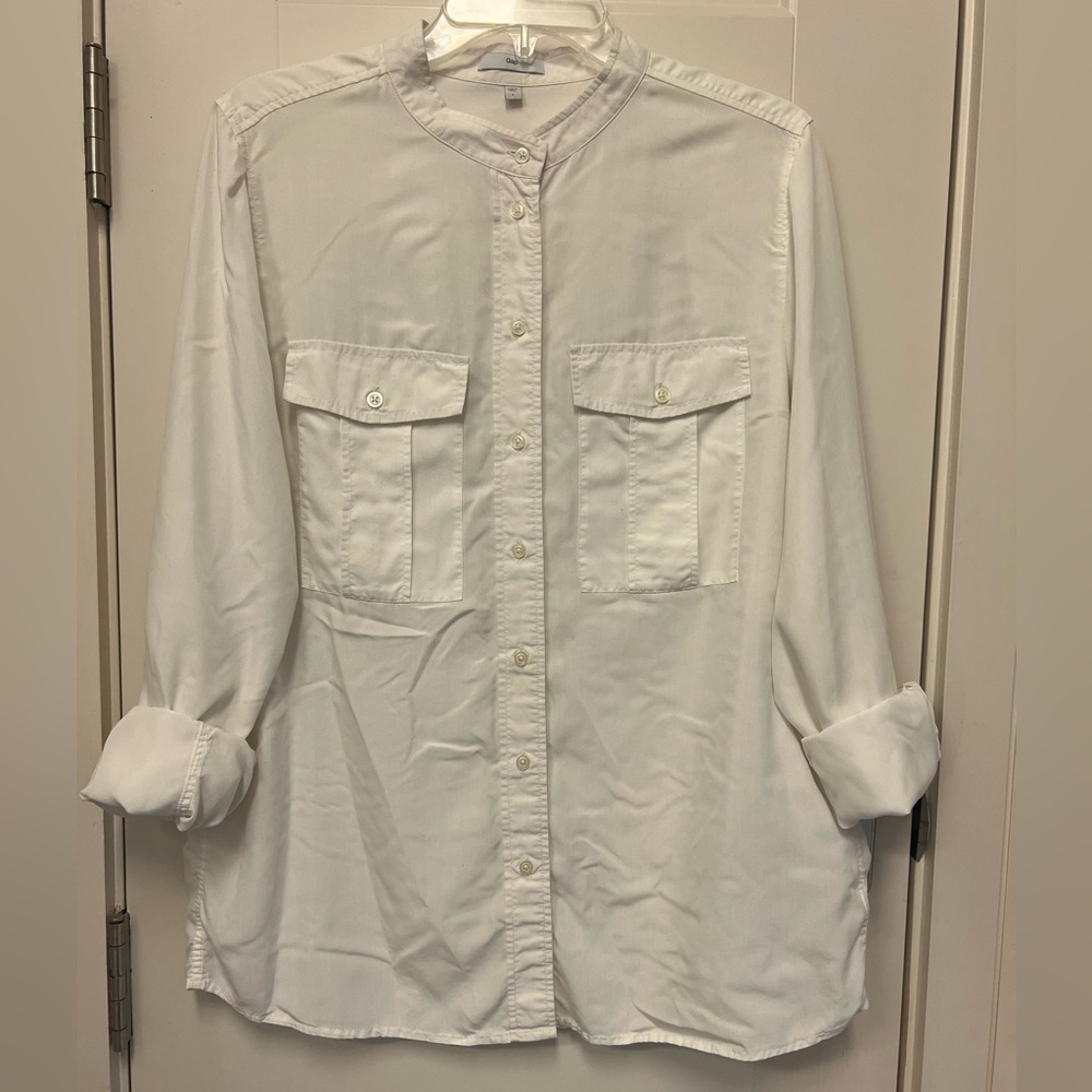 GAP White Button Down Shirt for Women